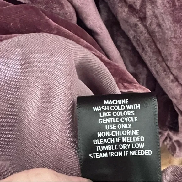 Torrid Velvet Button Down Shirt in Deep Burgundy 3X - Picture 3 of 7